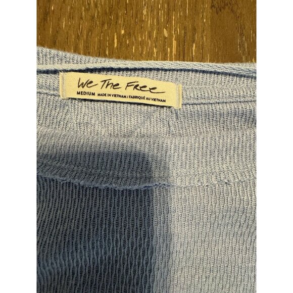 We The Free Light Blue Thermal Top Side Slit Long Sleeve Tee MEDIUM Thumb holes - Picture 4 of 8